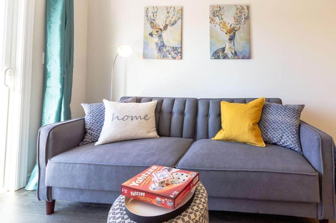 Newly Renovated Modern Condo Near Hospital, Unb Patio & Parking Coffee Saint John Dış mekan fotoğraf